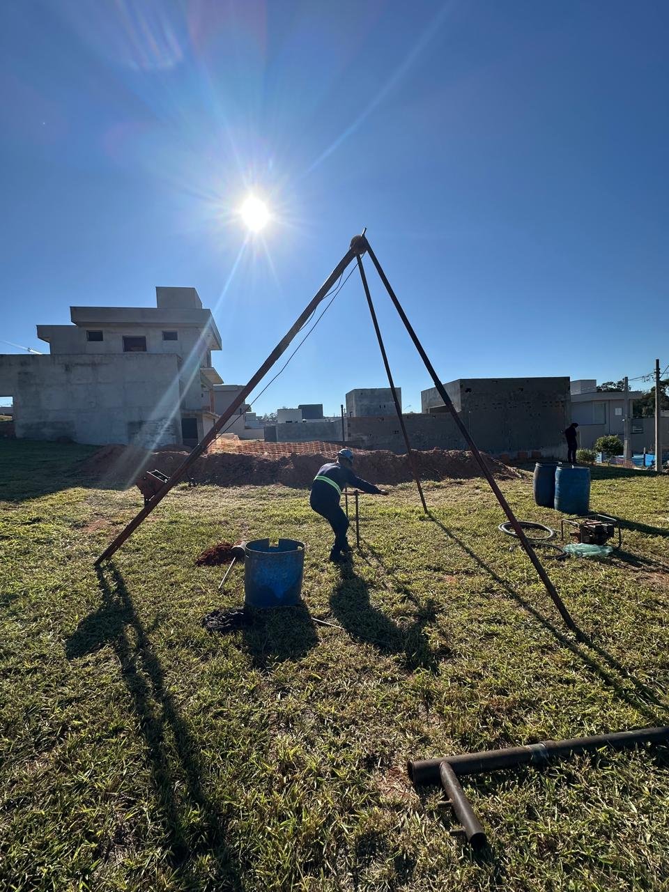 Equipe GeD Engenharia executando sondagem SPT